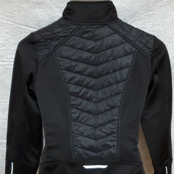 Champion Duo Dry Venture Jacket - Picture 9 of 12